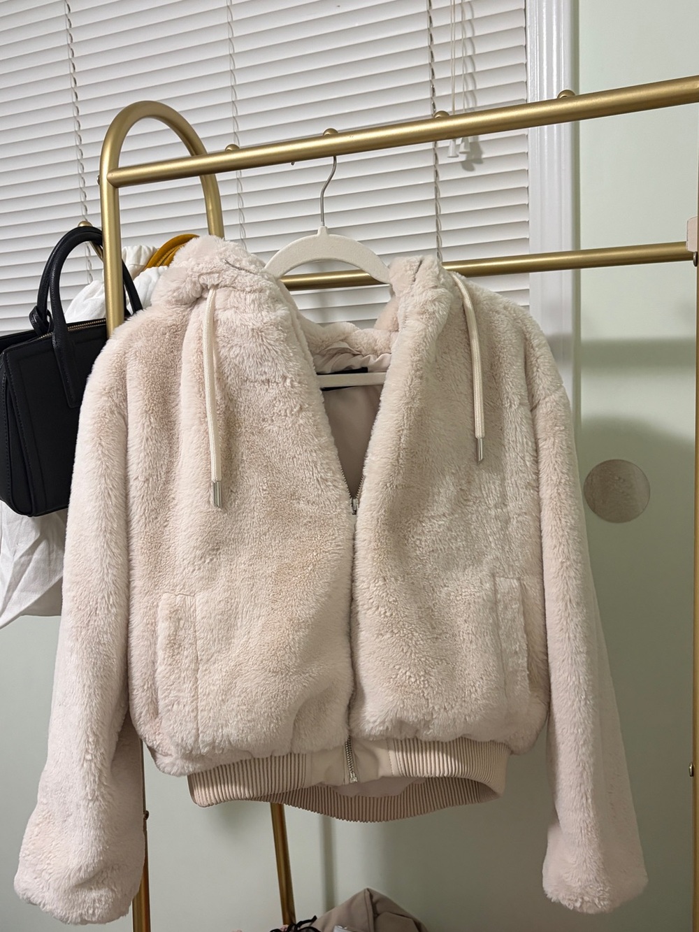 ZARA Cream Ivory Plush Faux Fur Hooded Bomber Zip Up Jacket - Size S